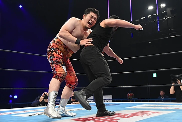 New Japan Cup: В круге первом…, изображение №13