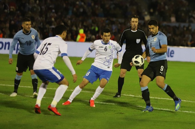 Уругвай – Узбекистан (3-0): плов с тики-такой