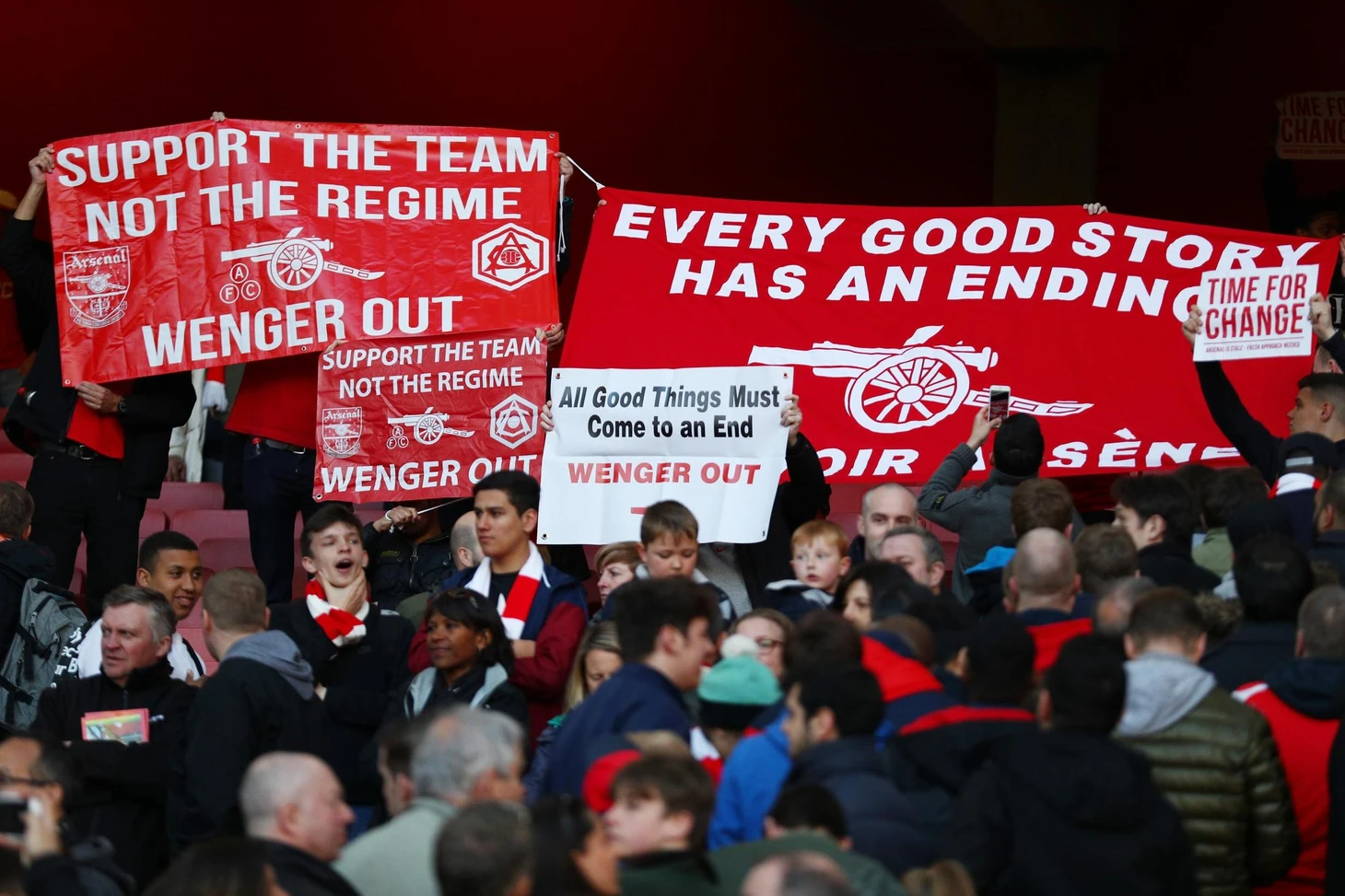 wenger out