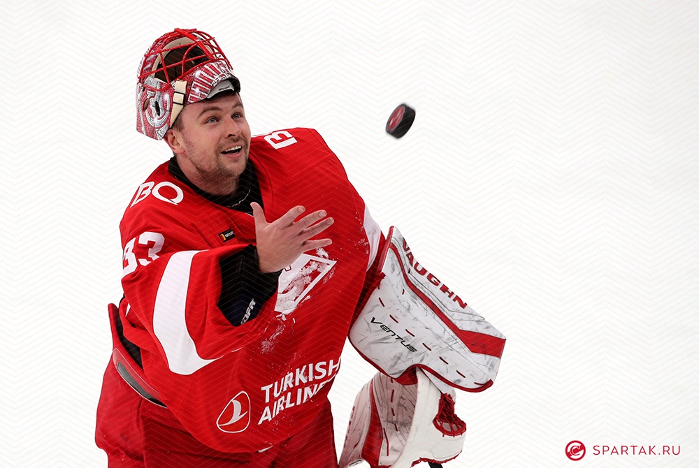 У Спартака проблемы с вратарями. Гудачек совсем перестал выручать