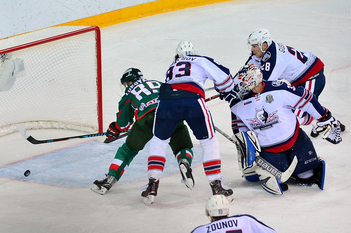 «Ак Барс» одержал пятую победу подряд, одолев «Нефтехимик»