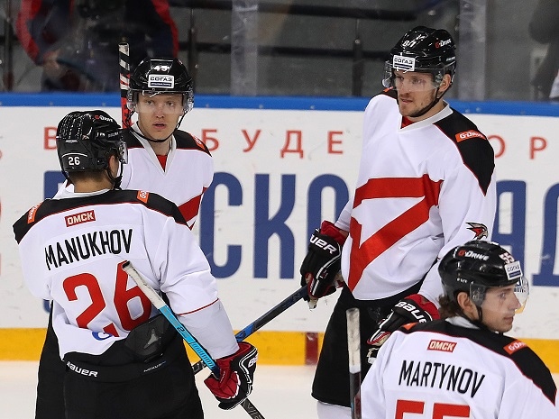 Победа над СКА, смотр новичков и прорыв Пьянова . Как «Авангард» съездил в Сочи