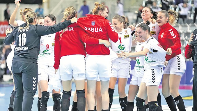 Первая сенсация женского чемпионата Европы по гандболу – сборная Сербии обыграла Нидерланды