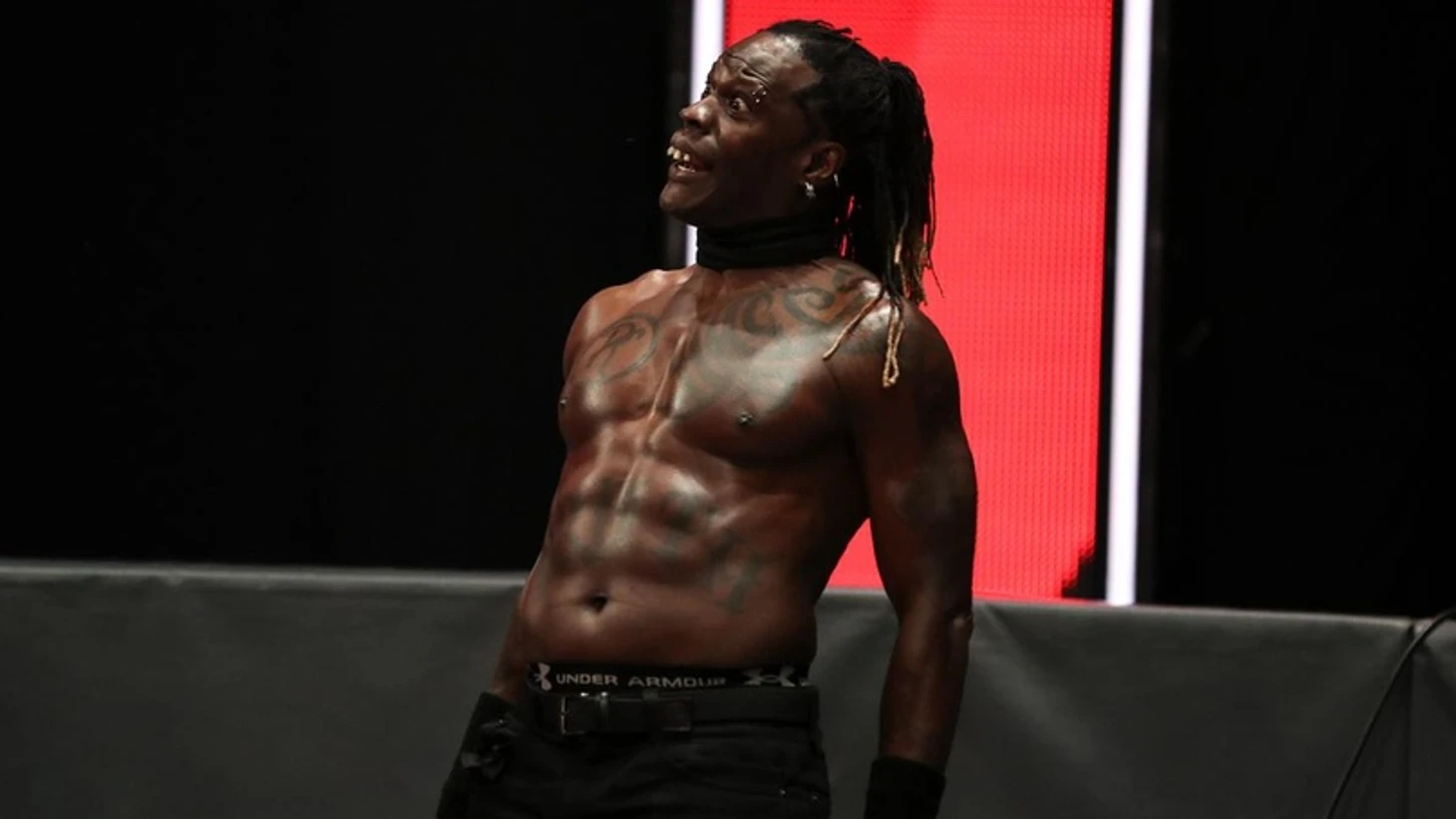Обзор WWE Monday Night RAW 18.05.2020, изображение №13