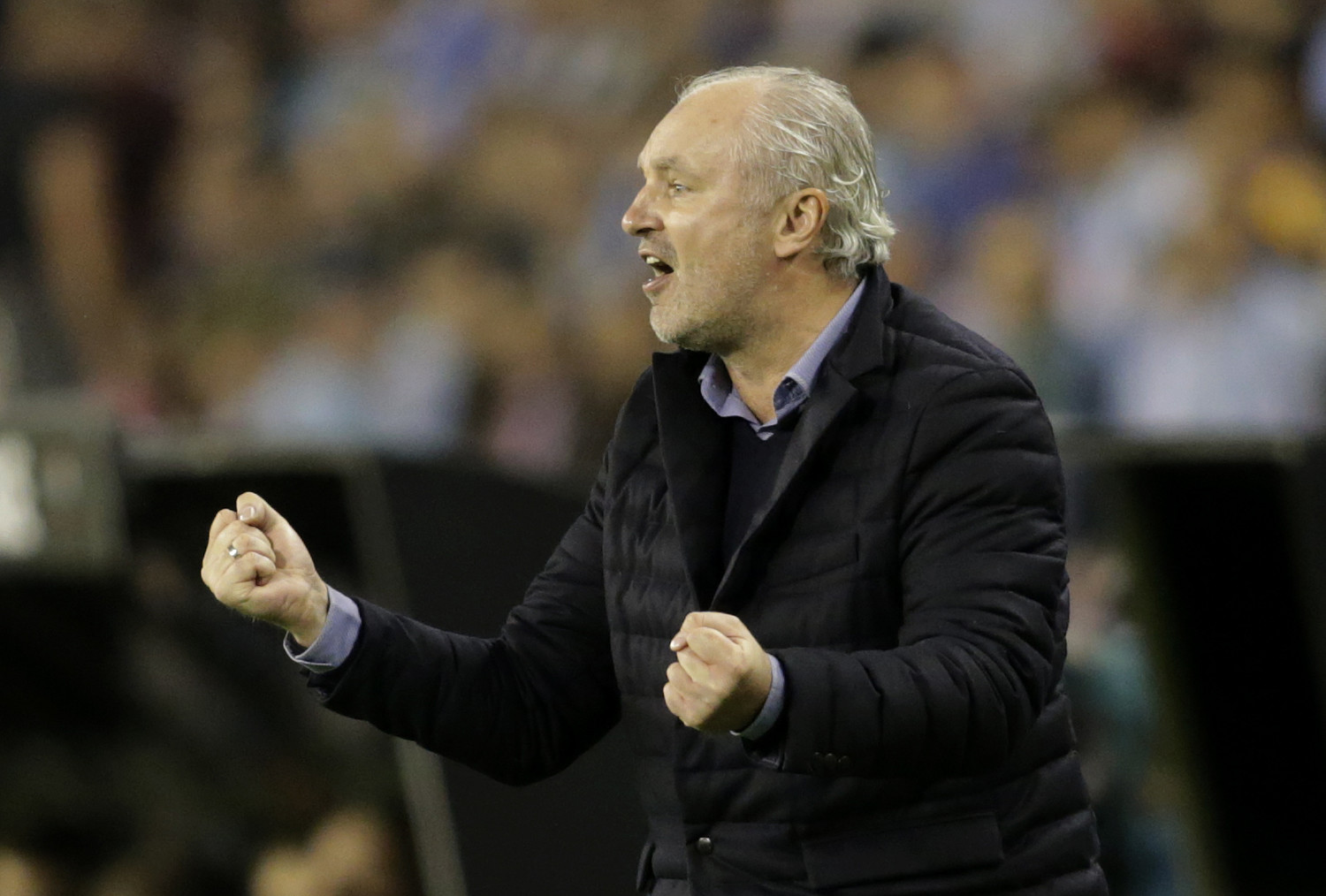 Уволить нельзя оставить