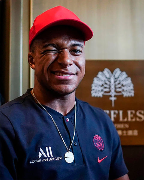 Kylian Mbappé é o novo embaixador da Panini e terá linha exclusiva - MKT  Esportivo