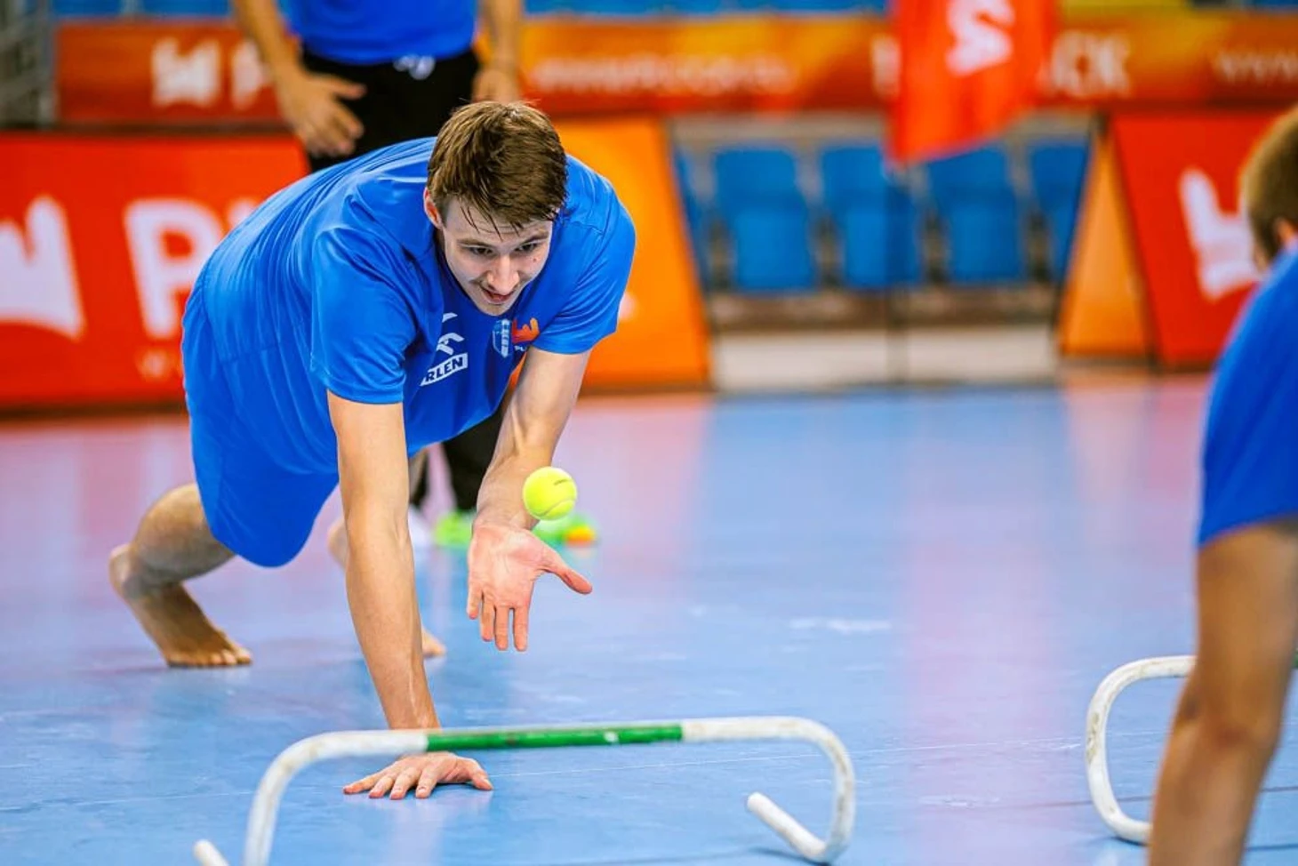 20 вопросов не о гандболе. Сергей Марк Косоротов: "Татуировок у меня нет. Думаю, уже и не будет!", изображение №1