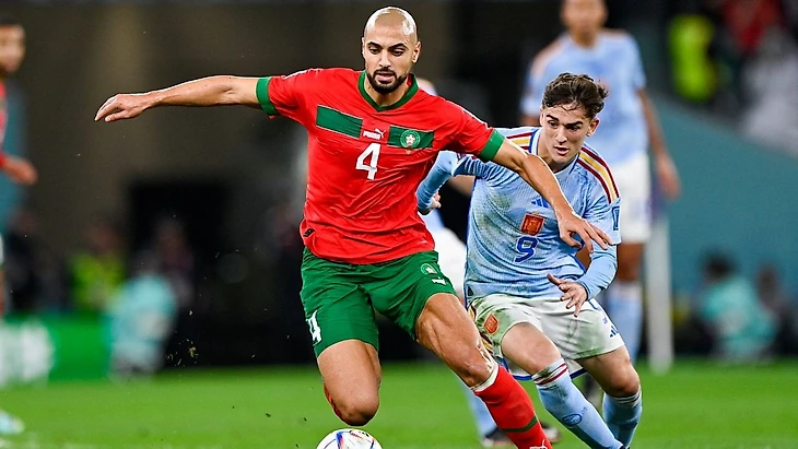 Mundial 2022. Sofyan Amrabat. Nieprzerwanie bijące serce Lwów Atlasu  (sport.tvp.pl)