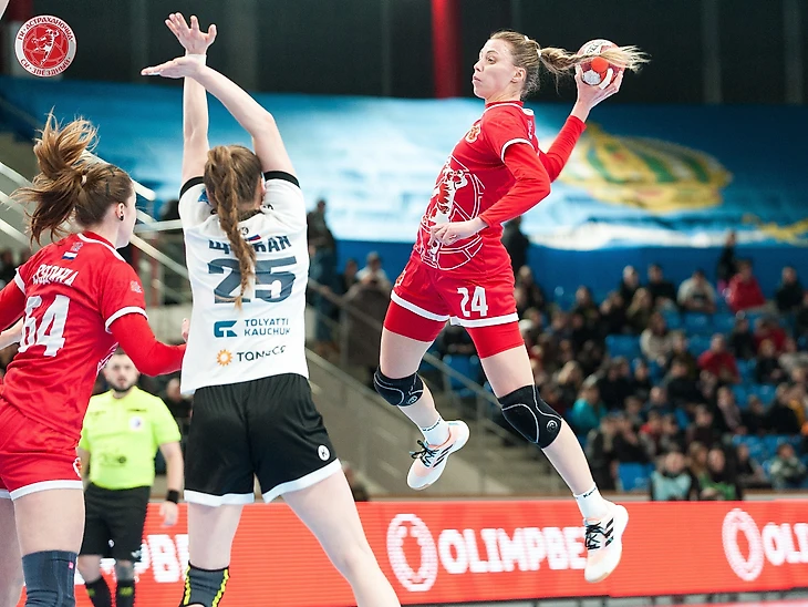 Кубок России. Идеальная Ольга бьёт отважную Полину. "Лада" взяла реванш у Астрахани за Суперлигу, изображение №2