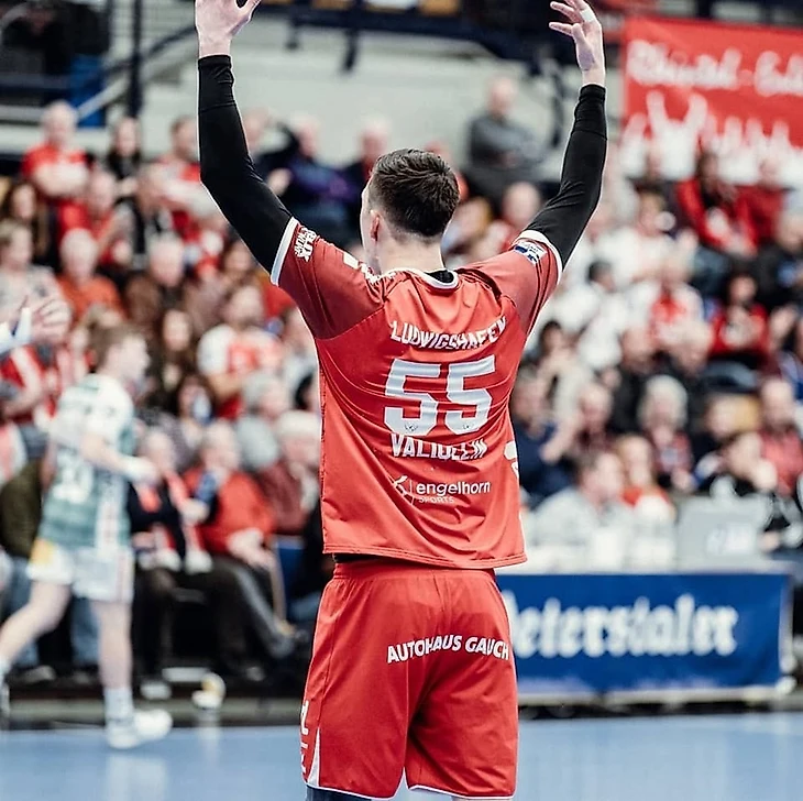 Азат Валиуллин из Людвигсхафена: "Немецкая педантичность, мне импонирует. Тоже люблю порядок во всем", изображение №5