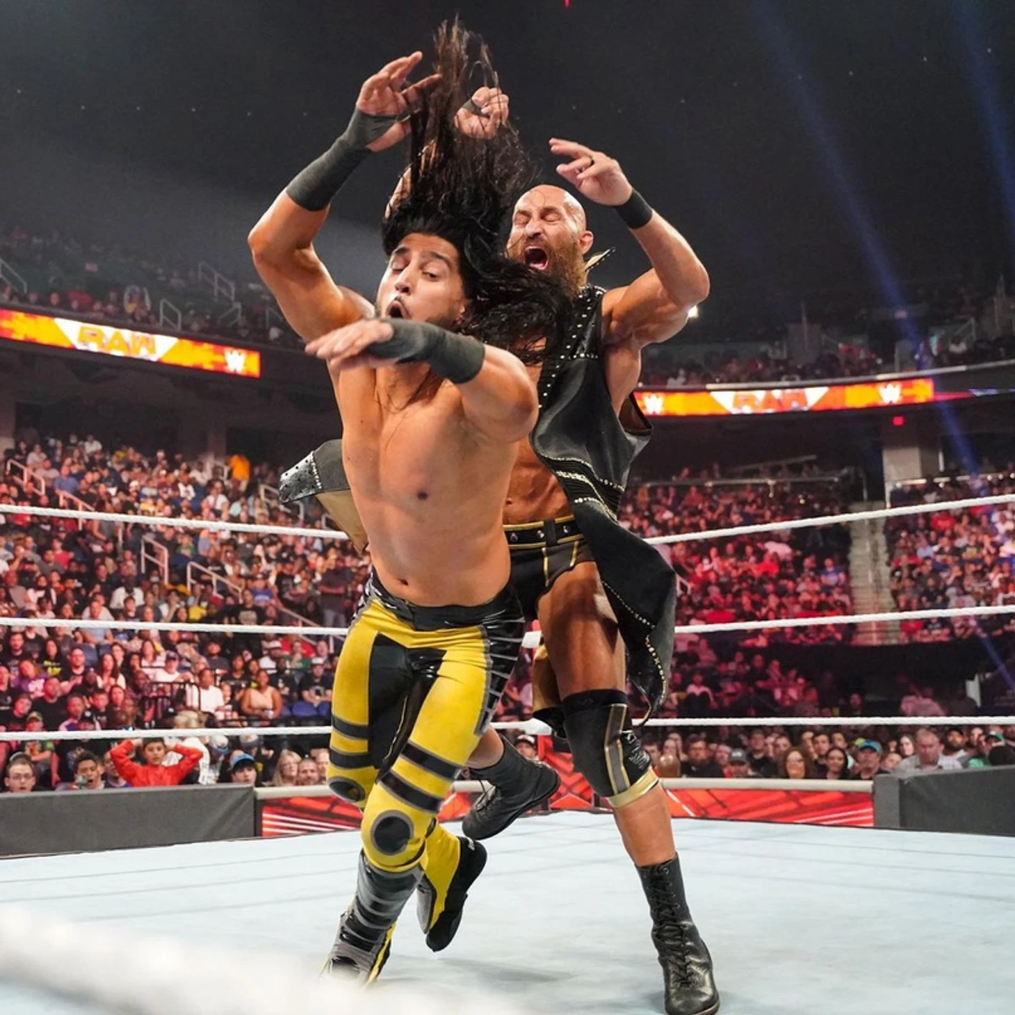 Обзор WWE Monday Night RAW 02.05.2022, изображение №19