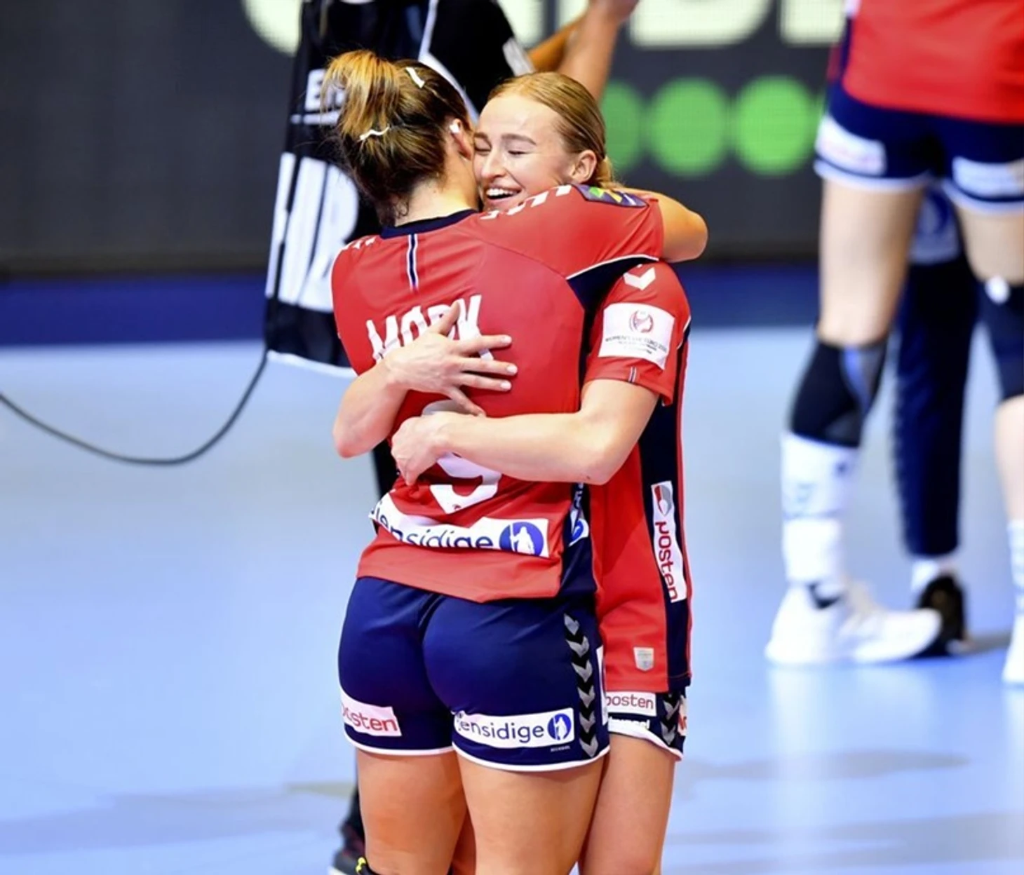 Не забронзоветь. Подруги Нура Мерк и Стине Офтедал в погоне за олимпийским золотом и величием, изображение №5