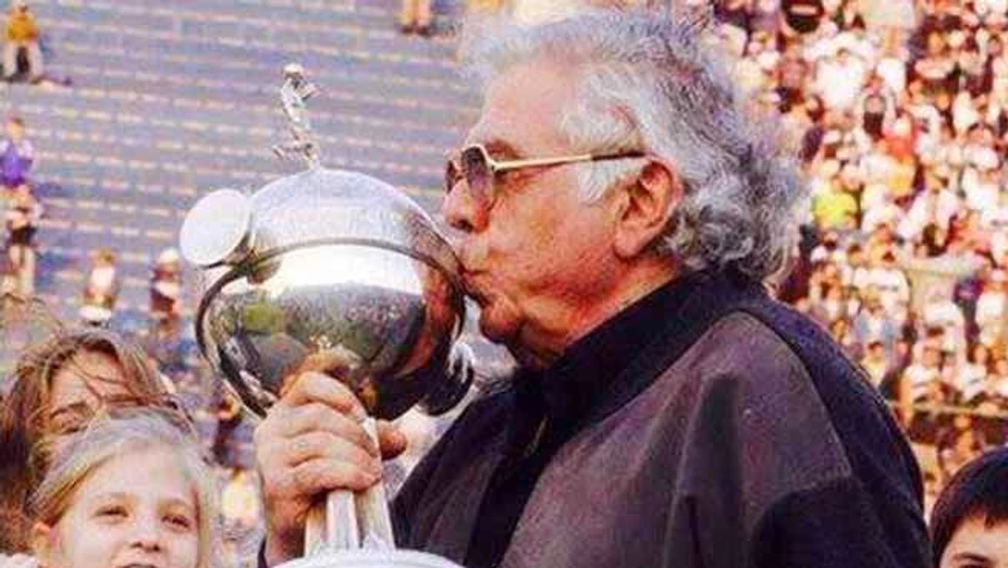 Освальдо Домингес Дибб