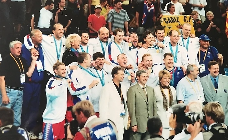 Олимпийский траверс. Сидней-2000. Лев Воронин: "Подойди к нам кто посторонний, он сгорел бы дотла", изображение №9