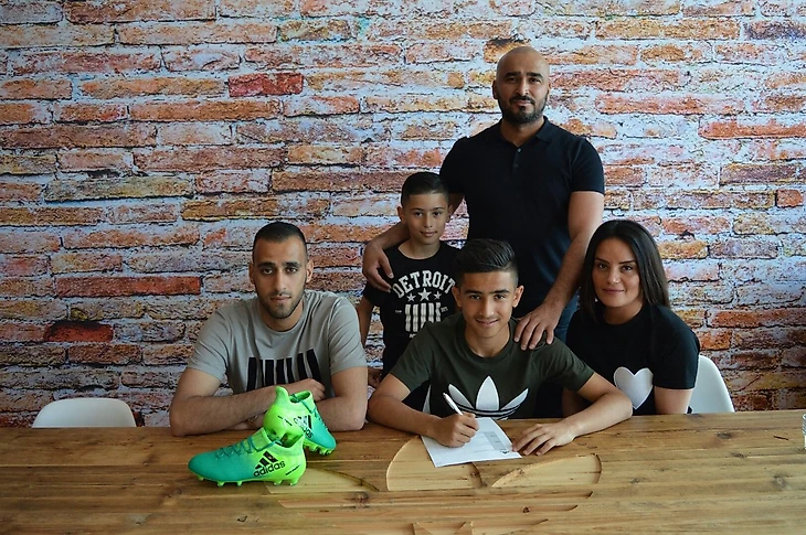 Наси Юнювар