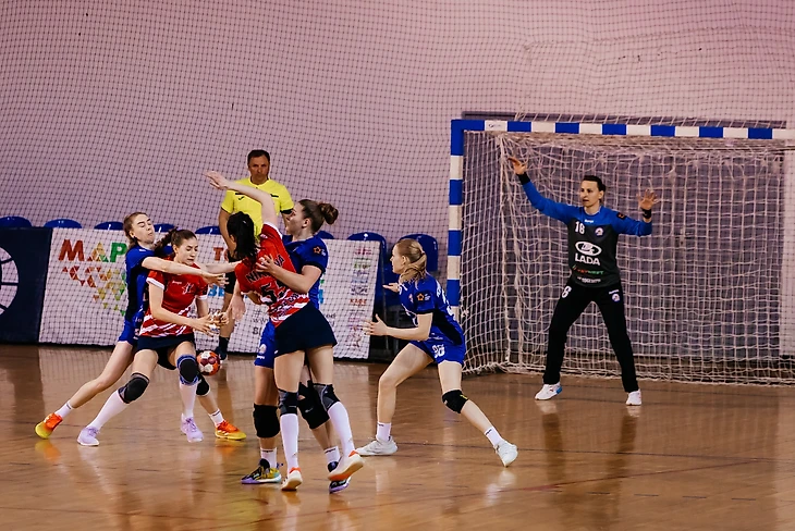 Как играть будем? Обозреватели БЦ спорят о судьбе женской Суперлиги: два круга или туровая система?, изображение №4