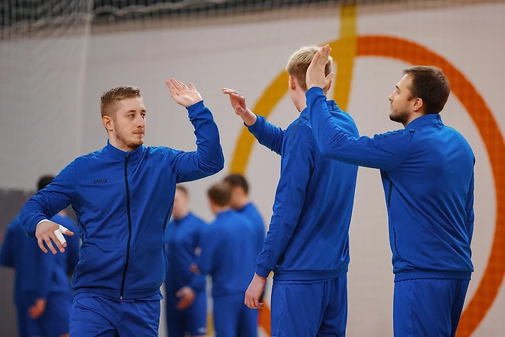 Высшая лига. Новый перспективный росток на черноземной почве. ВГТУ-"Воронеж" рвется в Суперлигу, изображение №2