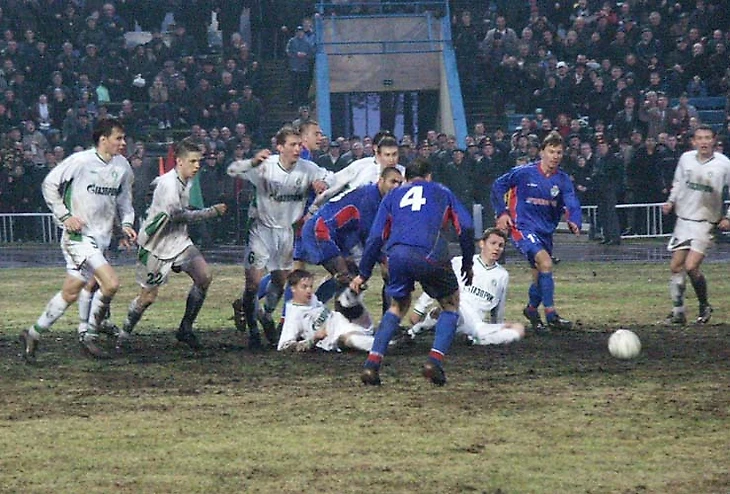 15 лет назад хабаровский клуб лидировал в Первом дивизионе