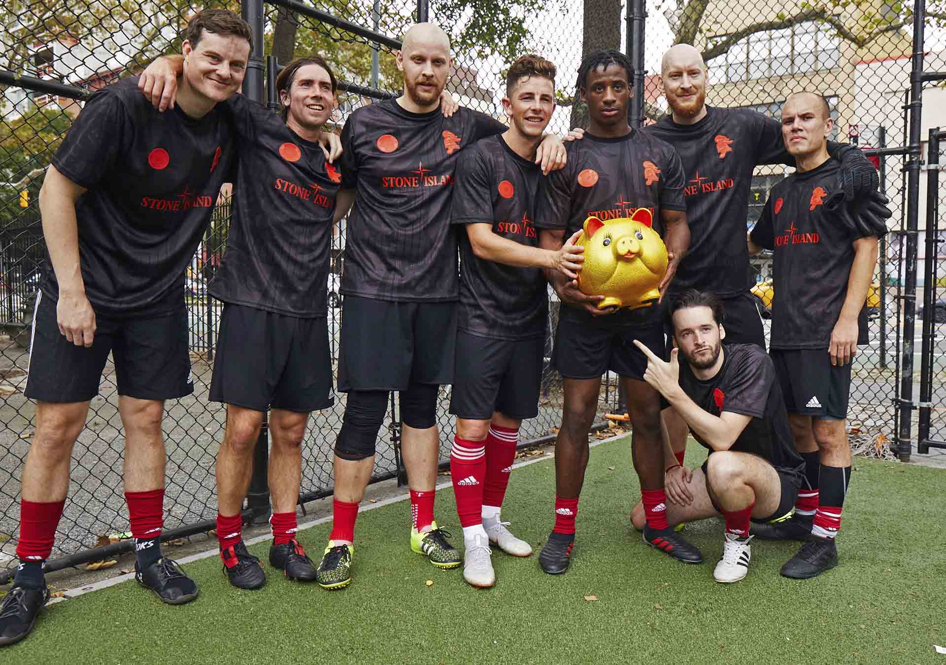Chinatown Invitational — футбольный турнир в центре Нью-Йорка, который сотрудничает со Stone Island