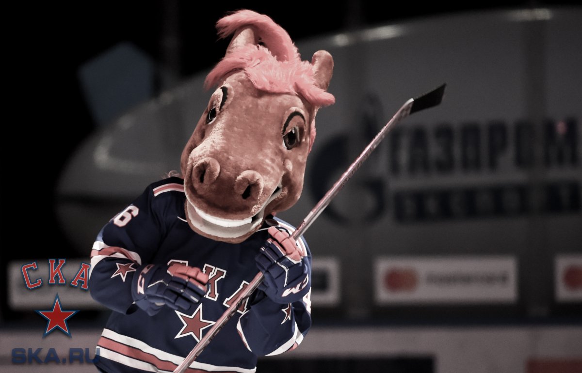 Как напугать красно-синее чудовище