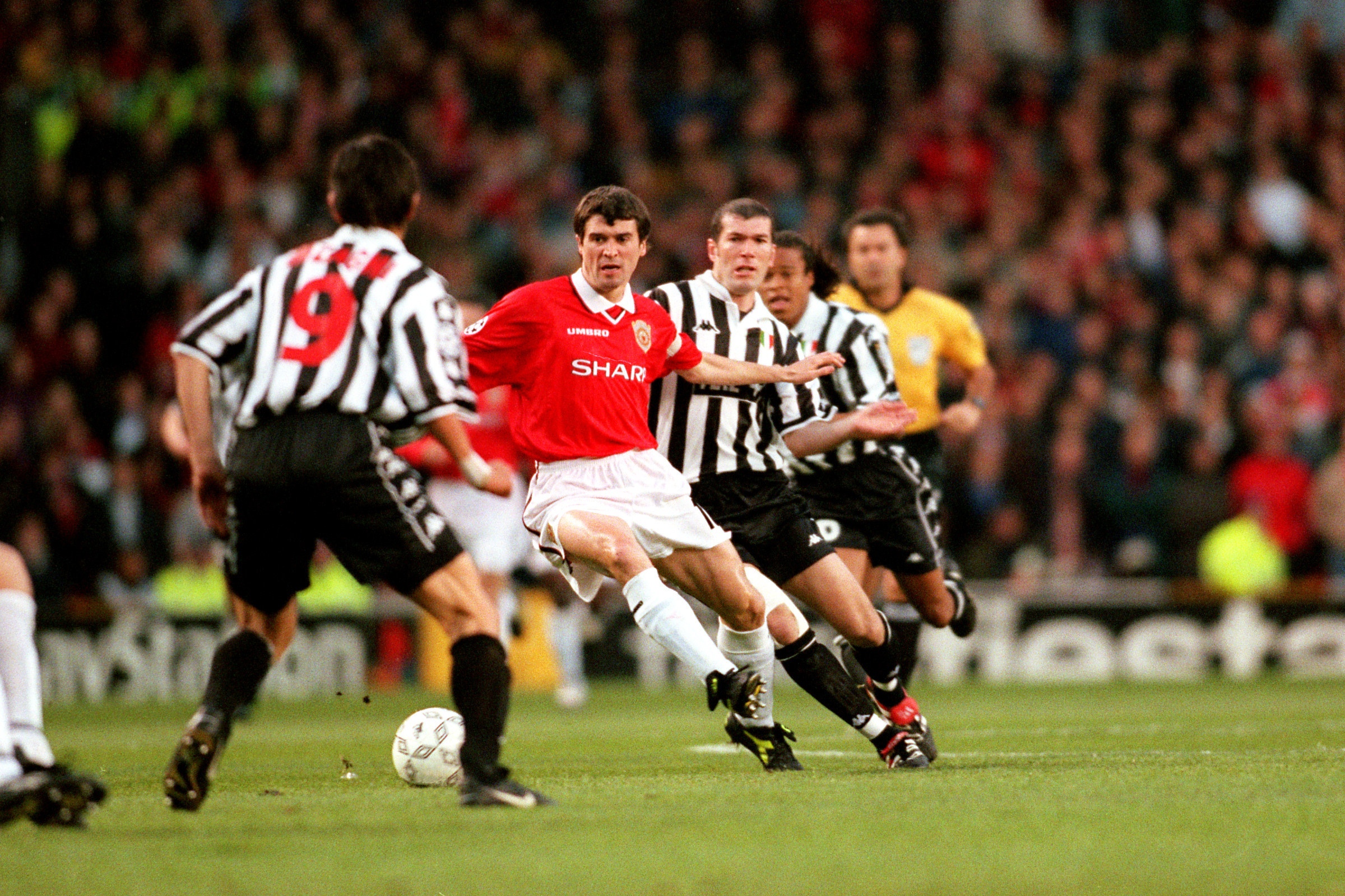 «Манчестер Юнайтед» - «Ювентус» – классическое противостояние футбола 90-х