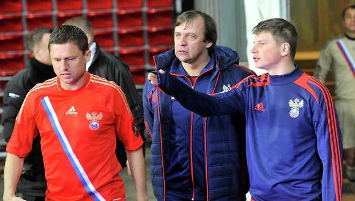Игорь Семшов (слева), Андрей Аршавин (справа) и Александр Бородюк (в центре)
