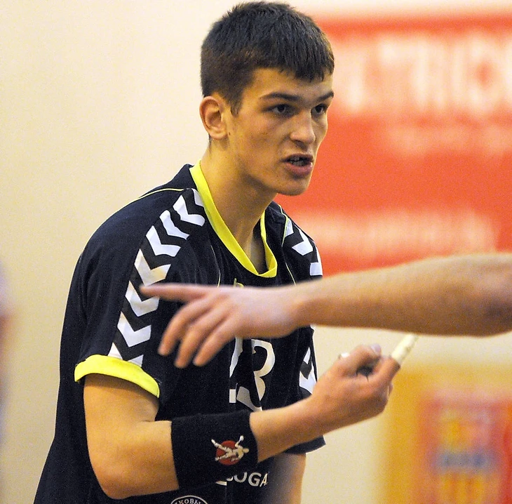 Артем Королек: "Чтобы попасть на тренировку, в 14 лет добирался до Гродно на попутках и в "минус 15", изображение №7