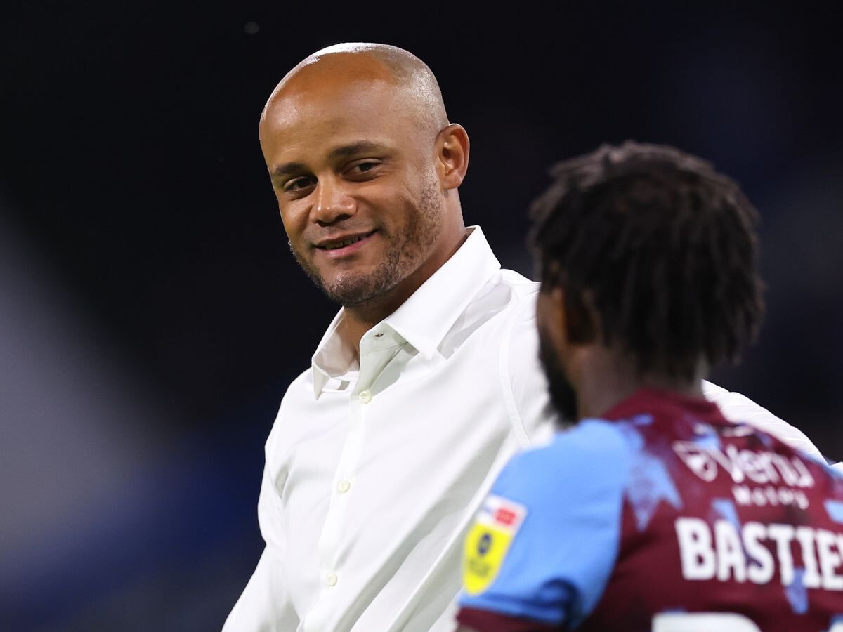 Компани летом пытался собрать в Англии ФК «Про-Лига». «Бернли» купил в Бельгии сразу 6 игроков – а хотел вдвое больше!