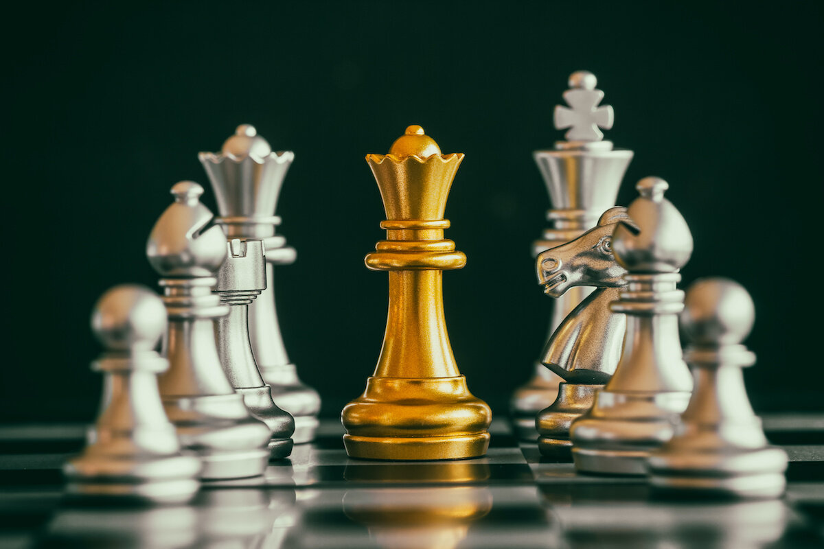 Ферзь в шахматах: как ходит и как бьет