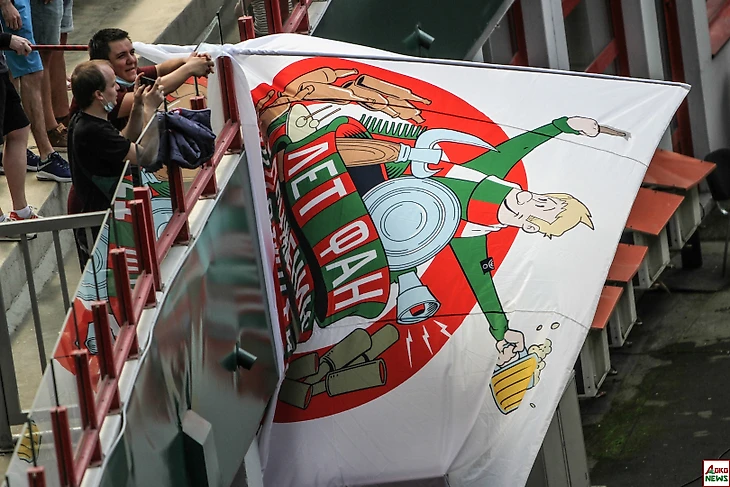 Локомотив - Урал. Фото: Дмитрий Бурдонов / Loko.News