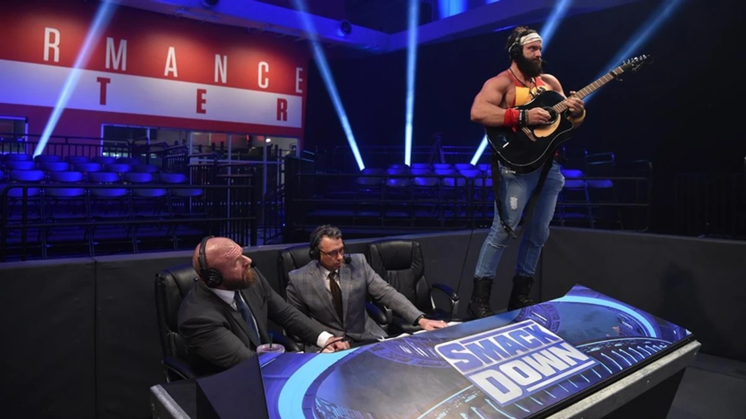 Обзор WWE Friday Night Smackdown 13.03.2020, изображение №27