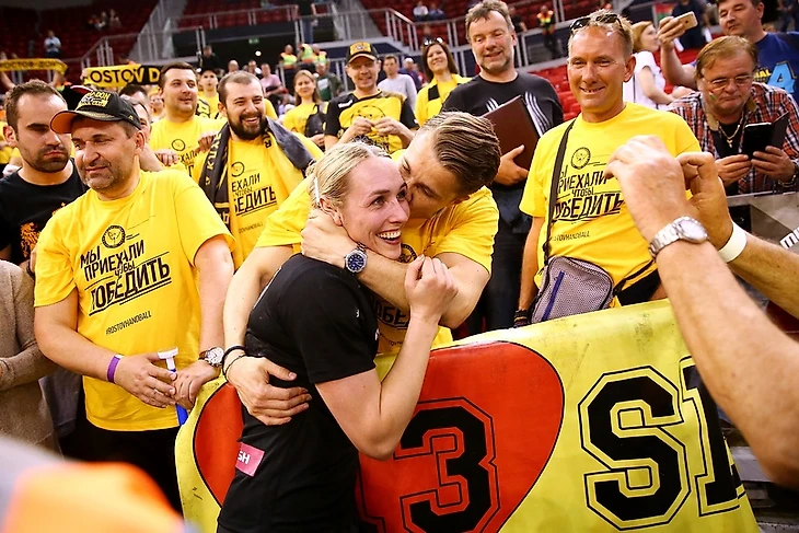 Лучшее из журнала "Быстрый центр". Голландско-ростовская азбука Лоис Аббинг, изображение №4