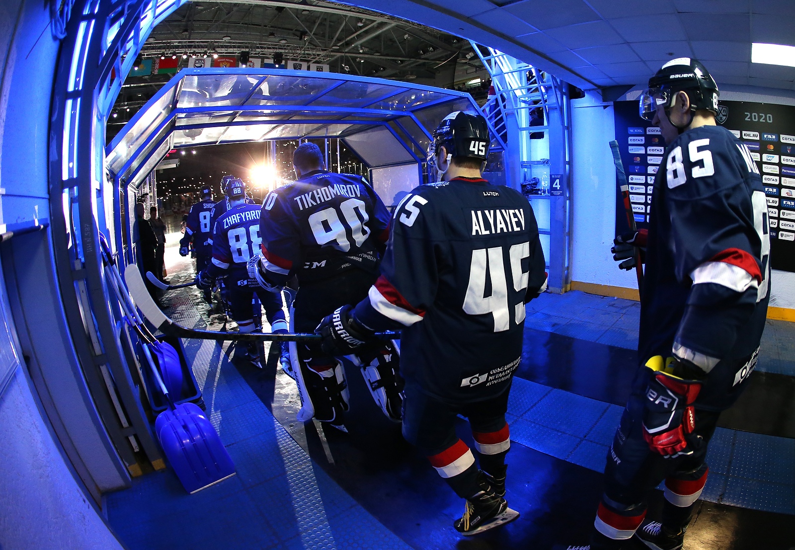 Неопределенность в «Торпедо» заставляет нервничать болельщиков. Клуб заверяет, что нужно потерпеть