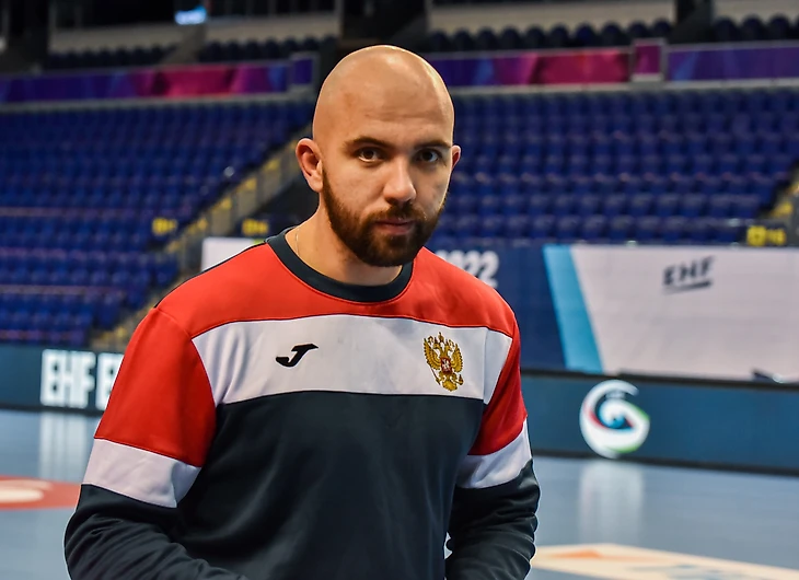 Люди гандбола. Евгений Гостев: "После победы на Спартакиаде Роскосмоса назвали лысым шарлатаном!", изображение №7