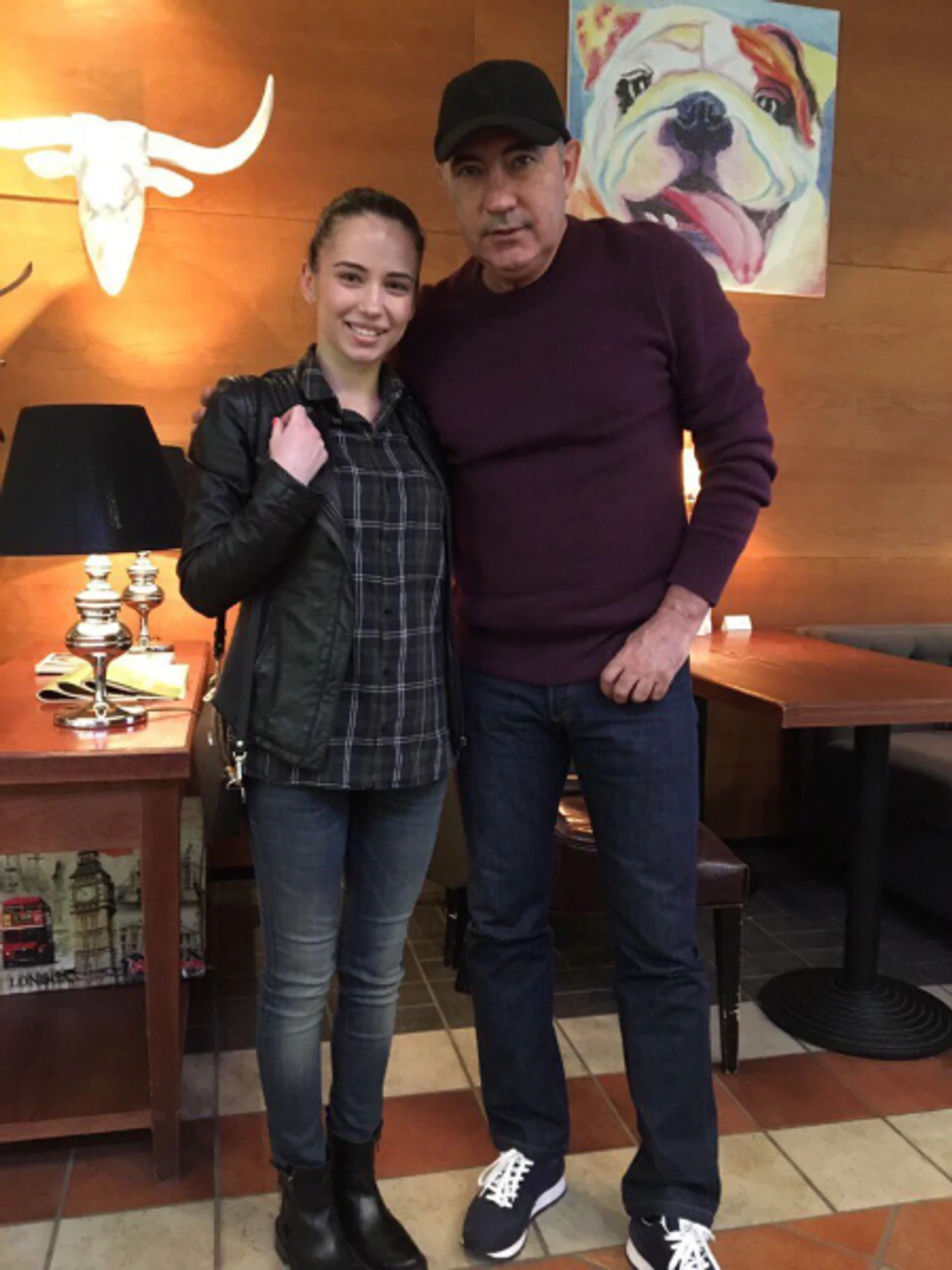 https://photobooth.cdn.sports.ru/preset/post/e/f2/84eeb73554f15aa0aa284a879d2a3.png