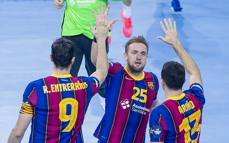 Лига чемпионов. Время быть первой. "Барса" образцово держит темп — в игре и на дистанции, изображение №1