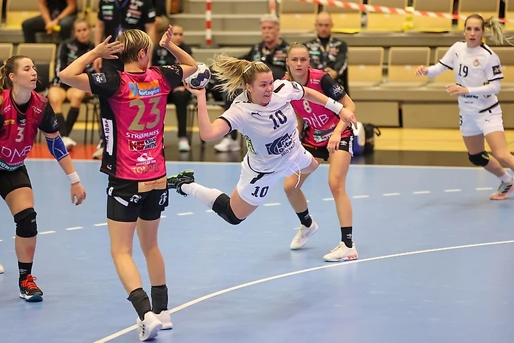 Лига чемпионов. Реванш за город Будапешт. Каплина, Михайличенко и компания победили владельца титула!, изображение №3