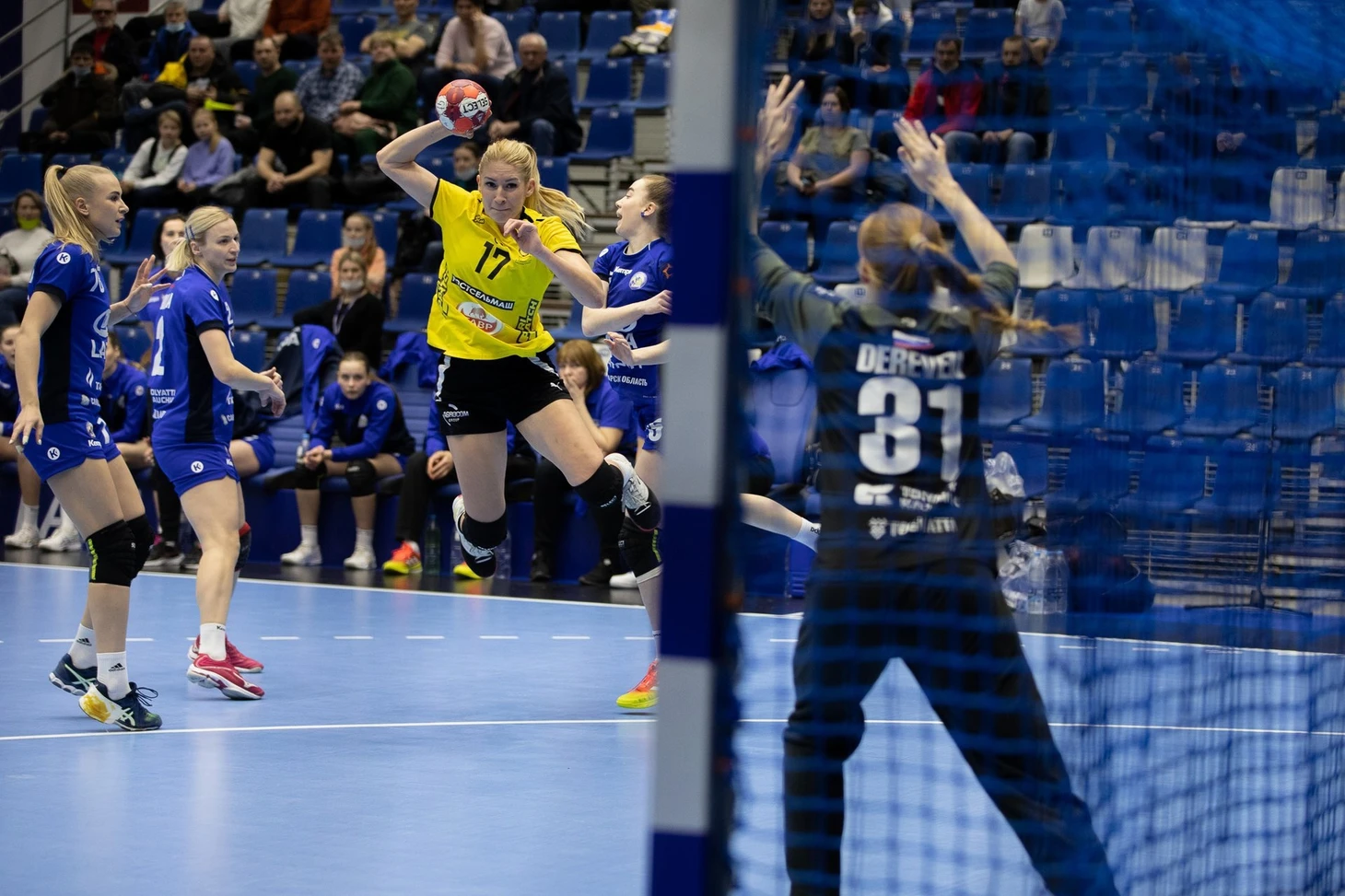 Чемпионат России. Маренникова начинает и выигрывает. "Ростов-Дон" вновь уступает в Тольятти, изображение №2