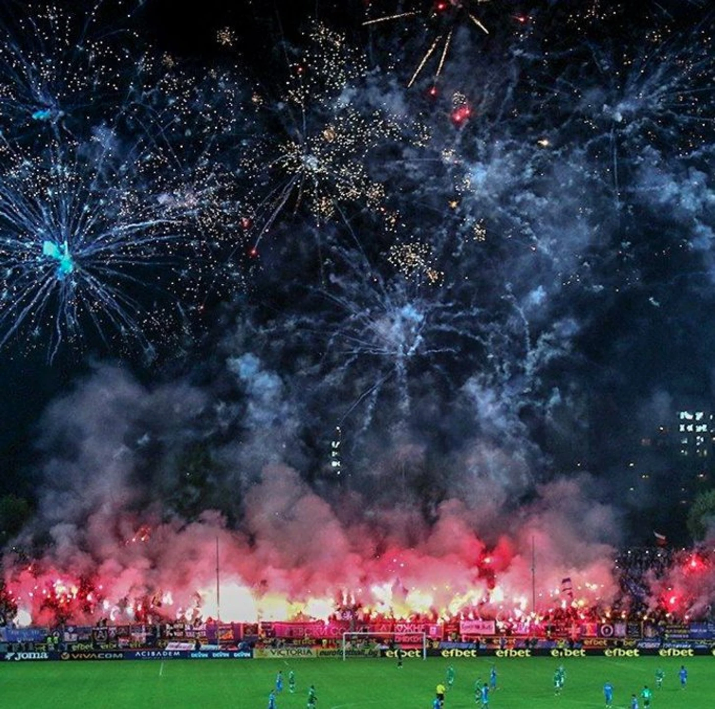 https://photobooth.cdn.sports.ru/preset/post/f/1a/fc11827fa473aa7e76f43e401f8f7.jpeg