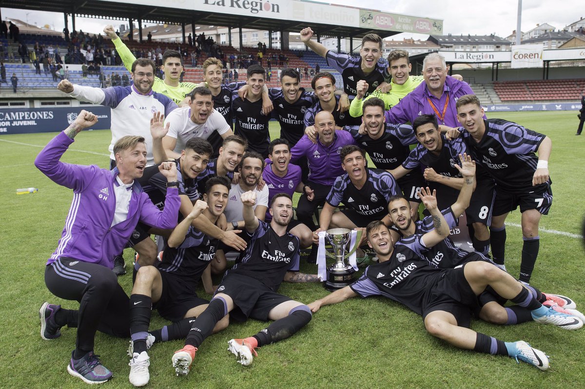 «Хувениль А» вместе с Гути  взяли испанский Кубок Чемпионов одолев в финале «Малагу»