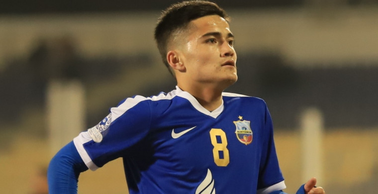 Кажется, в Локомотиве первый трансфер. Всё не так однозначно