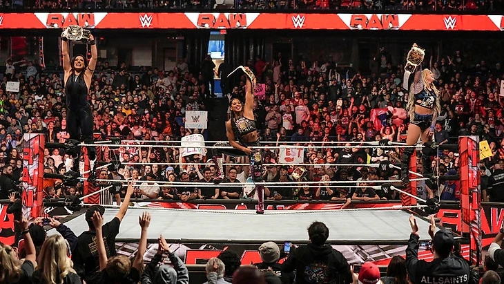 Обзор WWE Monday Night RAW 24.04.2023, изображение №12