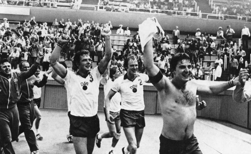 Олимпийский траверс. 1980. Александр Каршакевич: &quout;После финала было стыдно возвращаться в Минск&quout;, изображение №6