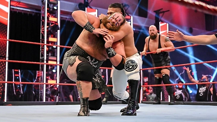 Обзор WWE Monday Night RAW 06.07.2020, изображение №18