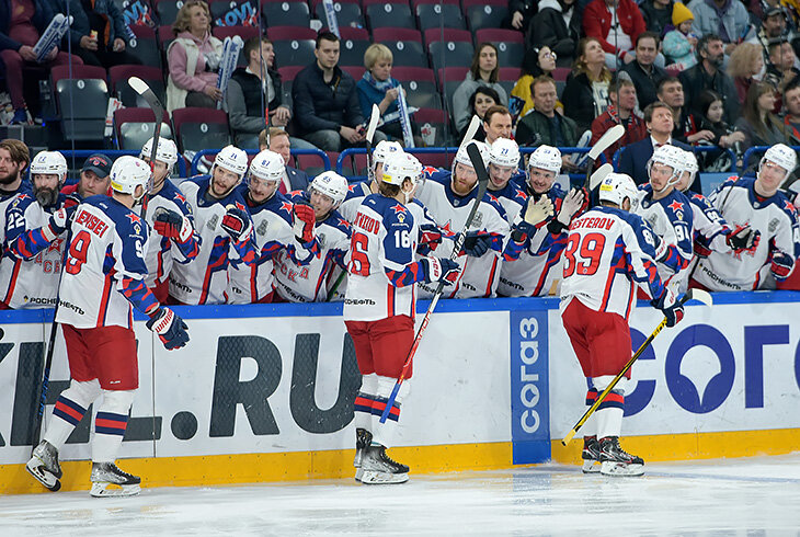 ЦСКА забрал старт серии с «Магниткой»: дождался первого гола Андронова в плей-офф и грамотно воспользовался ближней скамейкой