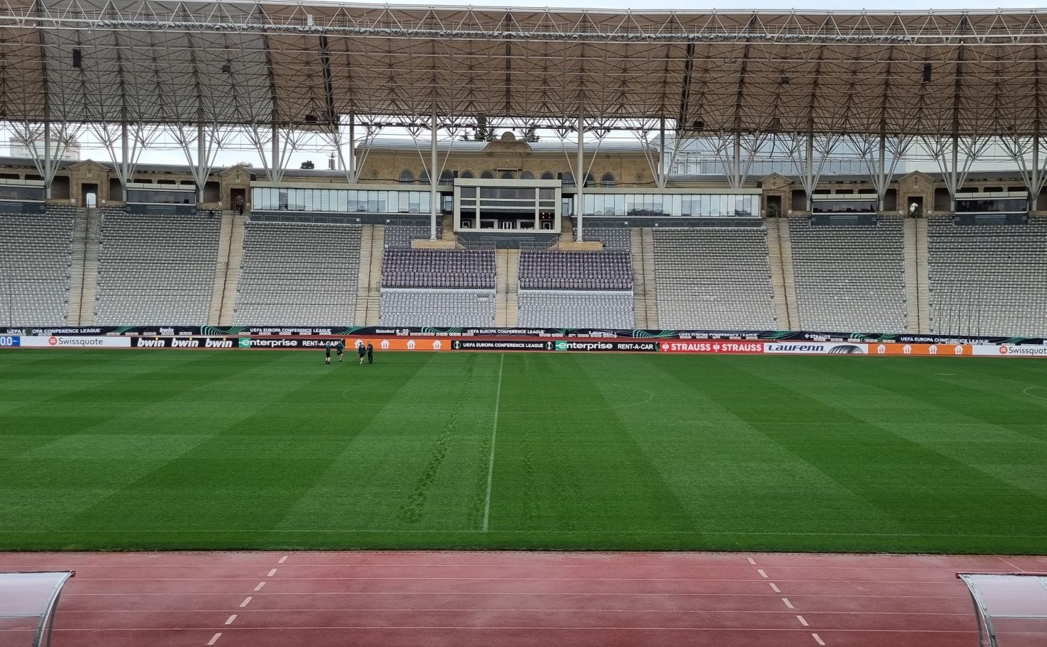 Стадион тофика бахрамова. Тофик Бахрамов стадион. Стадион Тофика Бахрамова в Баку. Стадион Тофика Бахрамова фото.