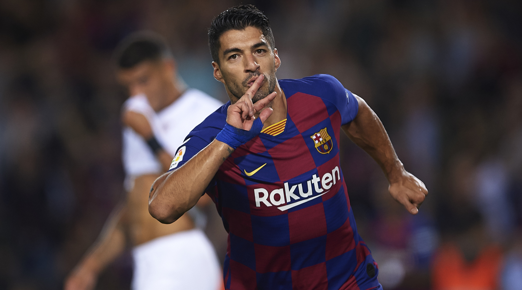 Не плачь, потому что это закончилось. Улыбнись, потому что это было. Луис Суарес покидает «Барселону»