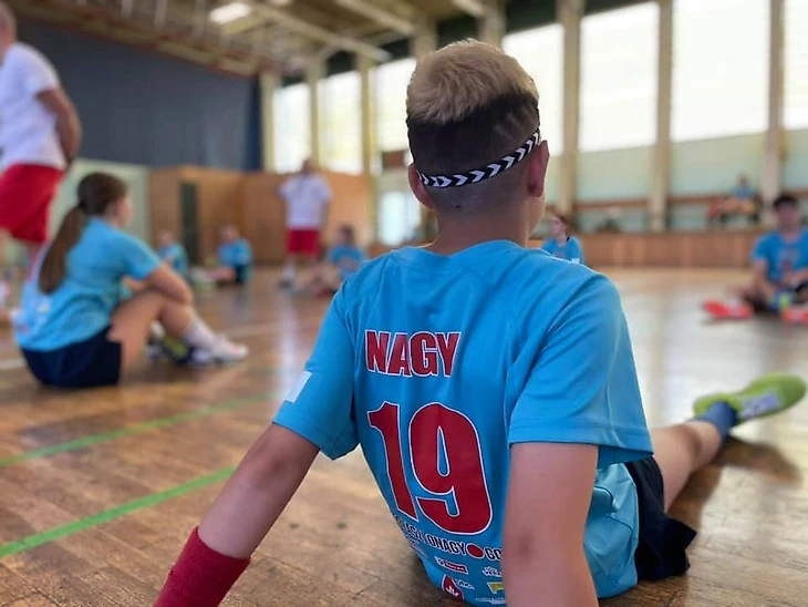 Гандбольный детский лагерь — впервые в России. "Цель — дать импульс для работы на весь будущий год", изображение №2