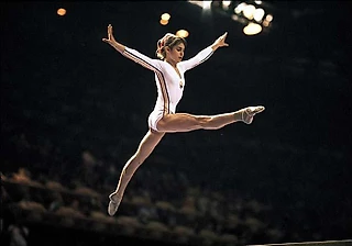 Феномен Нади Команечи. Румынская рекордсменка, продвинувшая спортивную гимнастику на шаг вперёд