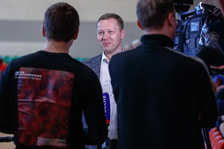 Дмитрий Бочарников